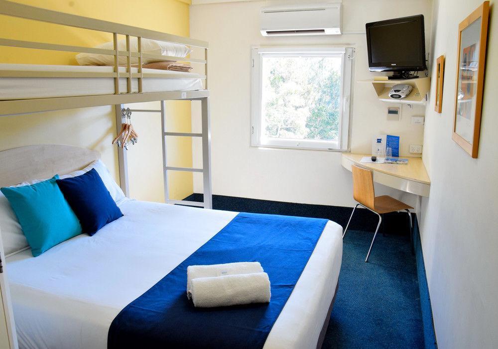Ibis Budget - Gosford Bagian luar foto