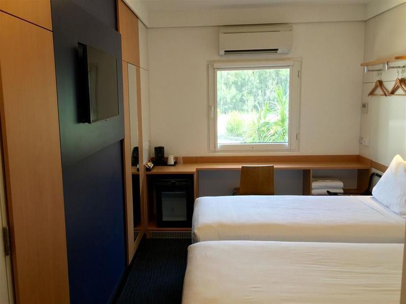 Ibis Budget - Gosford Bagian luar foto