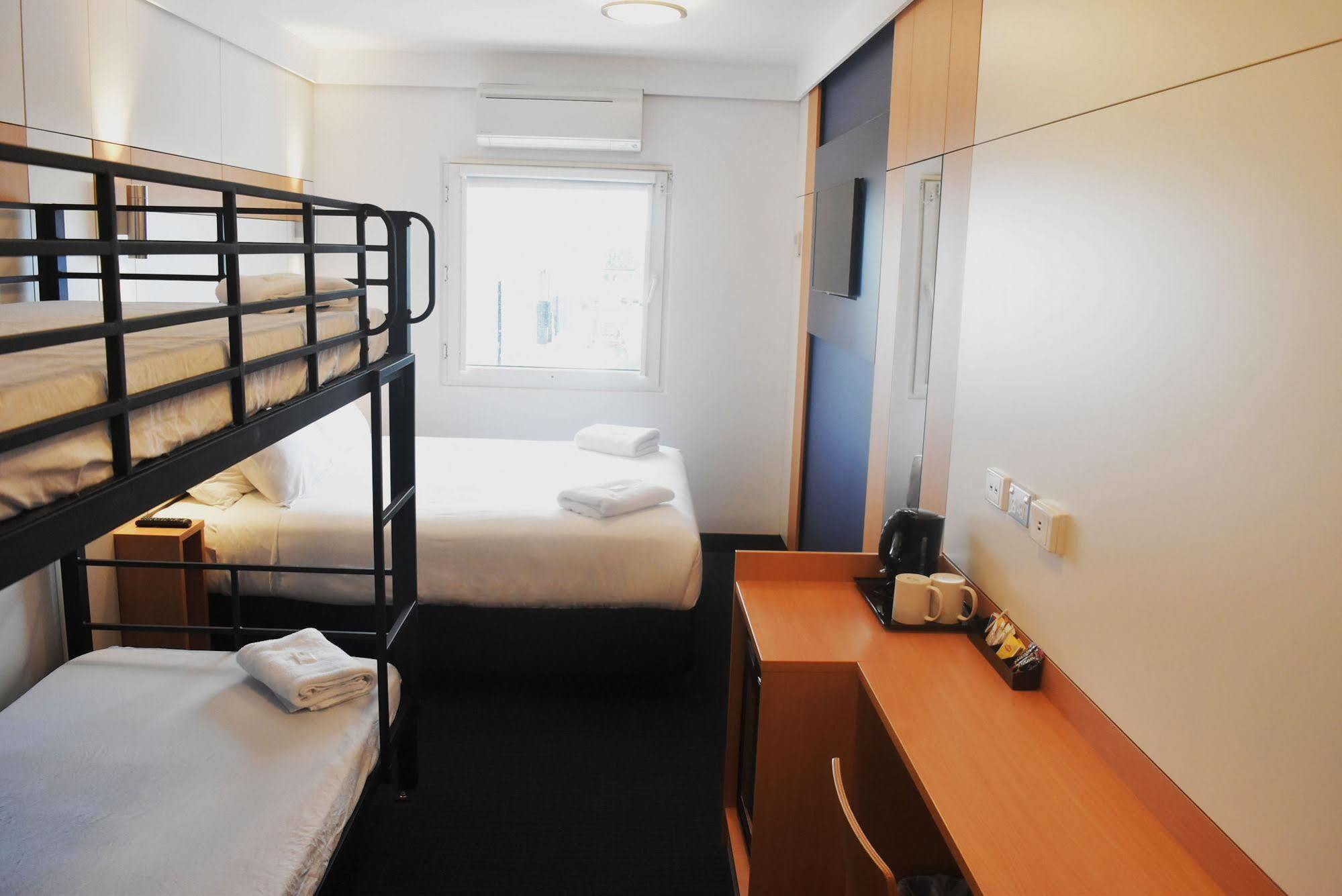 Ibis Budget - Gosford Bagian luar foto