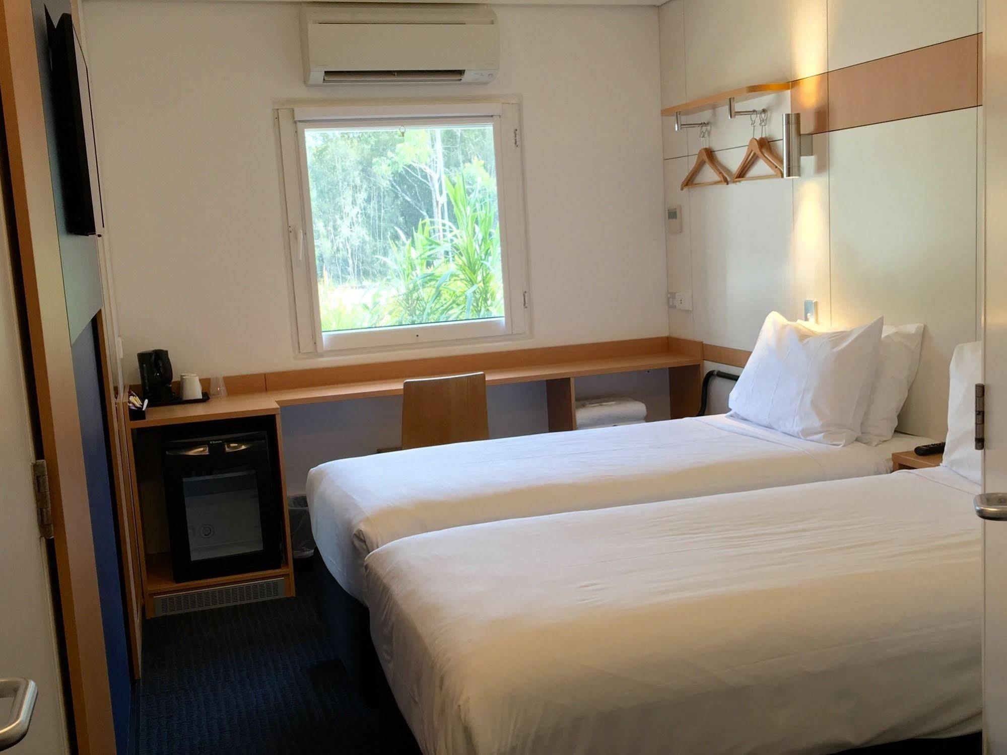 Ibis Budget - Gosford Bagian luar foto