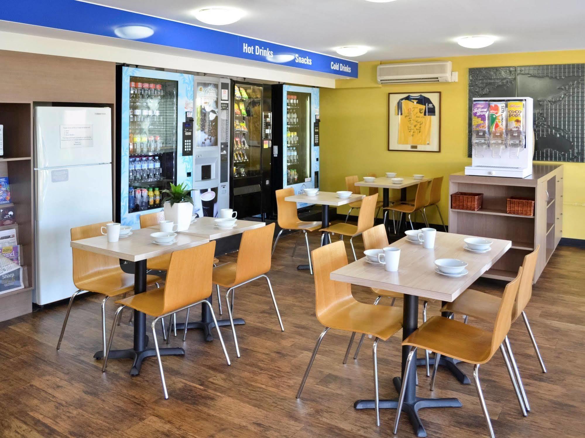 Ibis Budget - Gosford Bagian luar foto